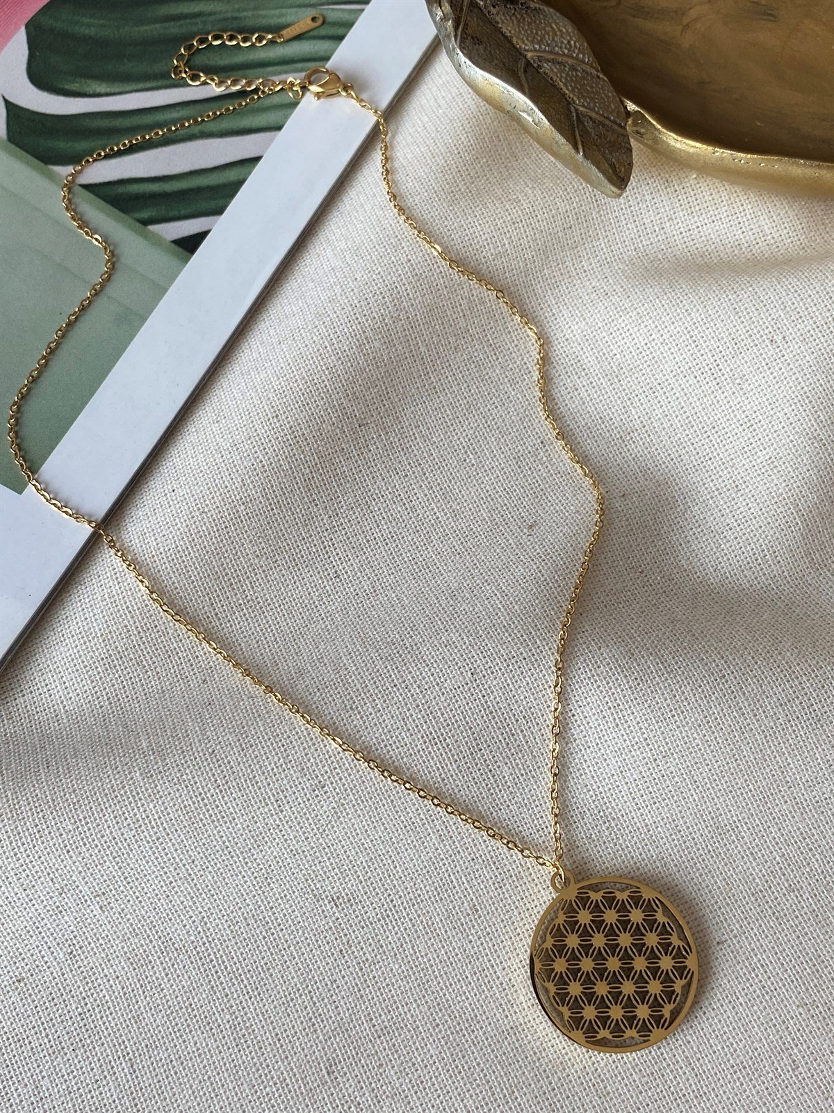 Çelik Yaşam Çiçeği Kolye