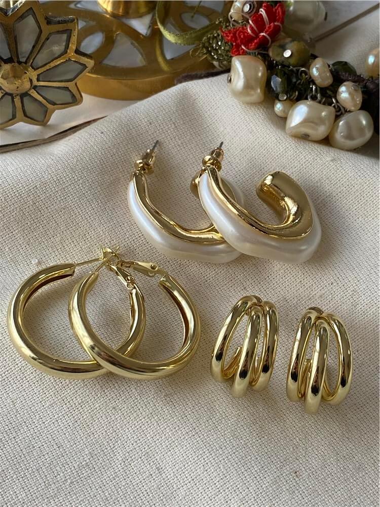 Çoklu 14K Sedefli Küpe Seti