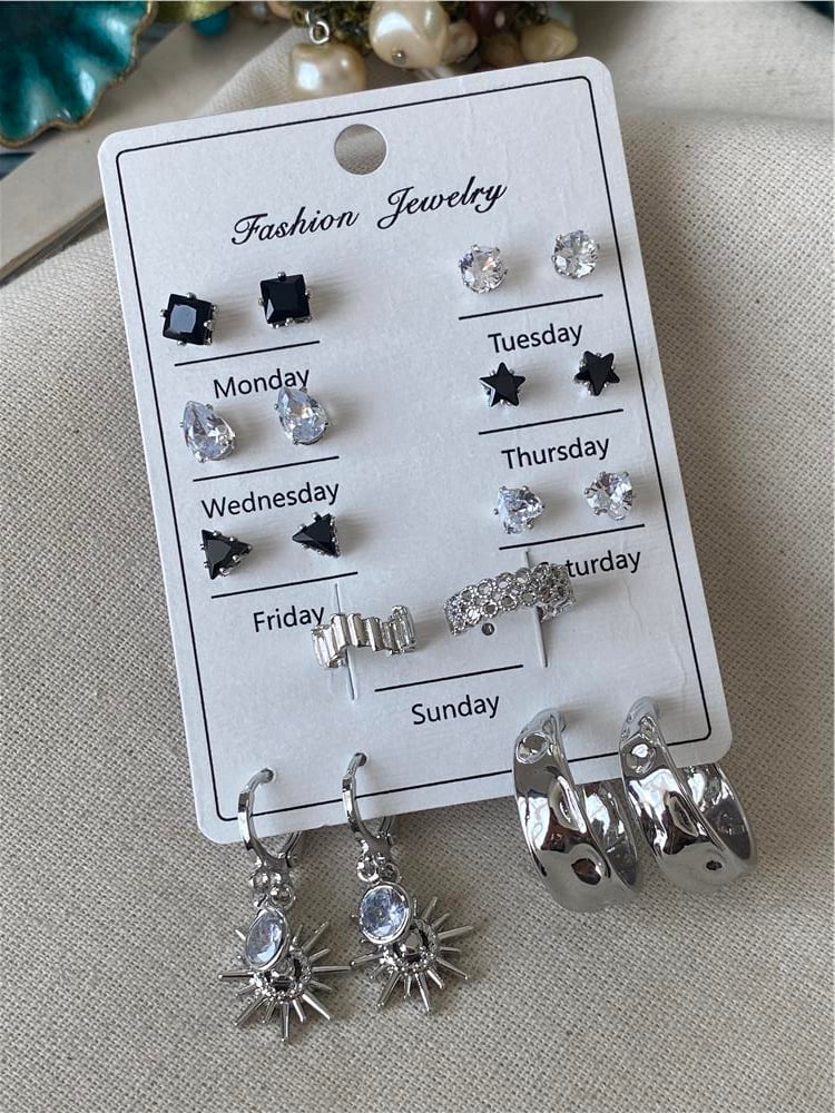 Çoklu Silver Weekly Küpe Seti