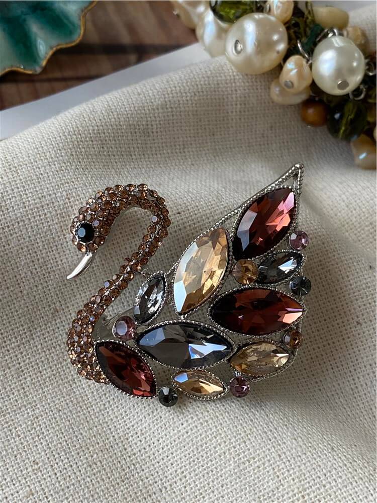 Dark Silver Swan Broş