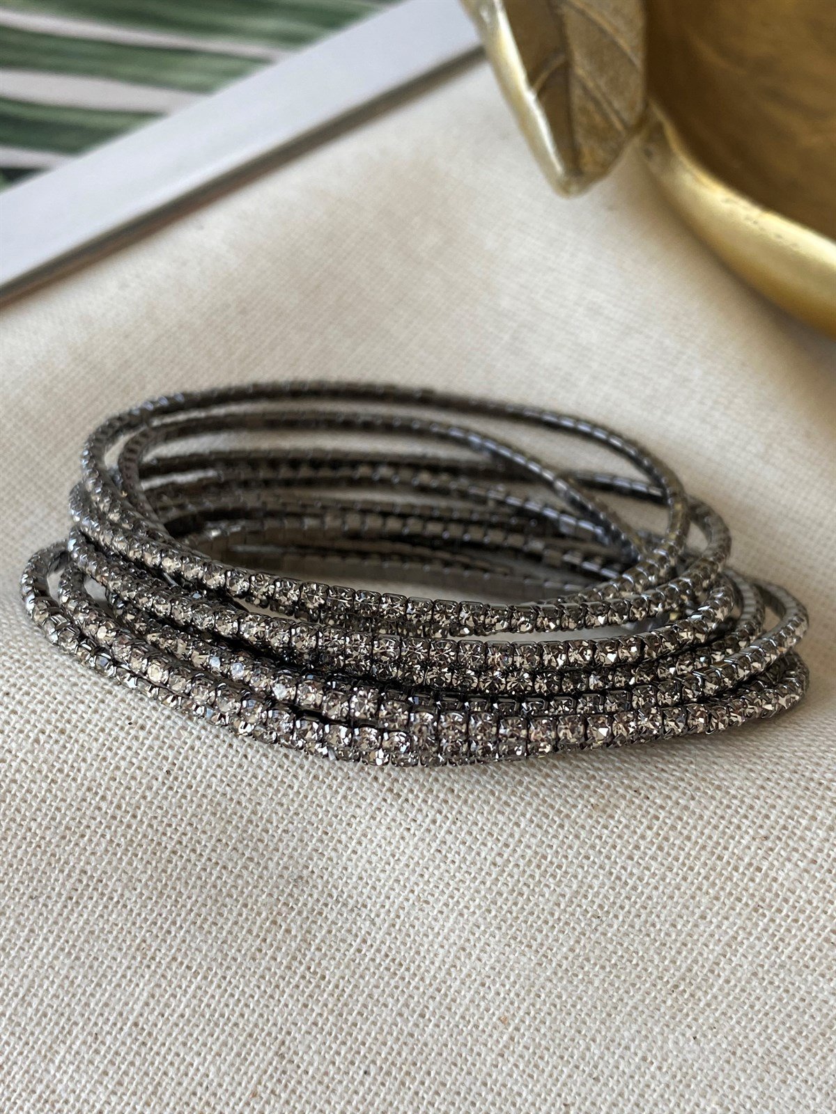 Esnek Su Yolu Bileklik Siyah