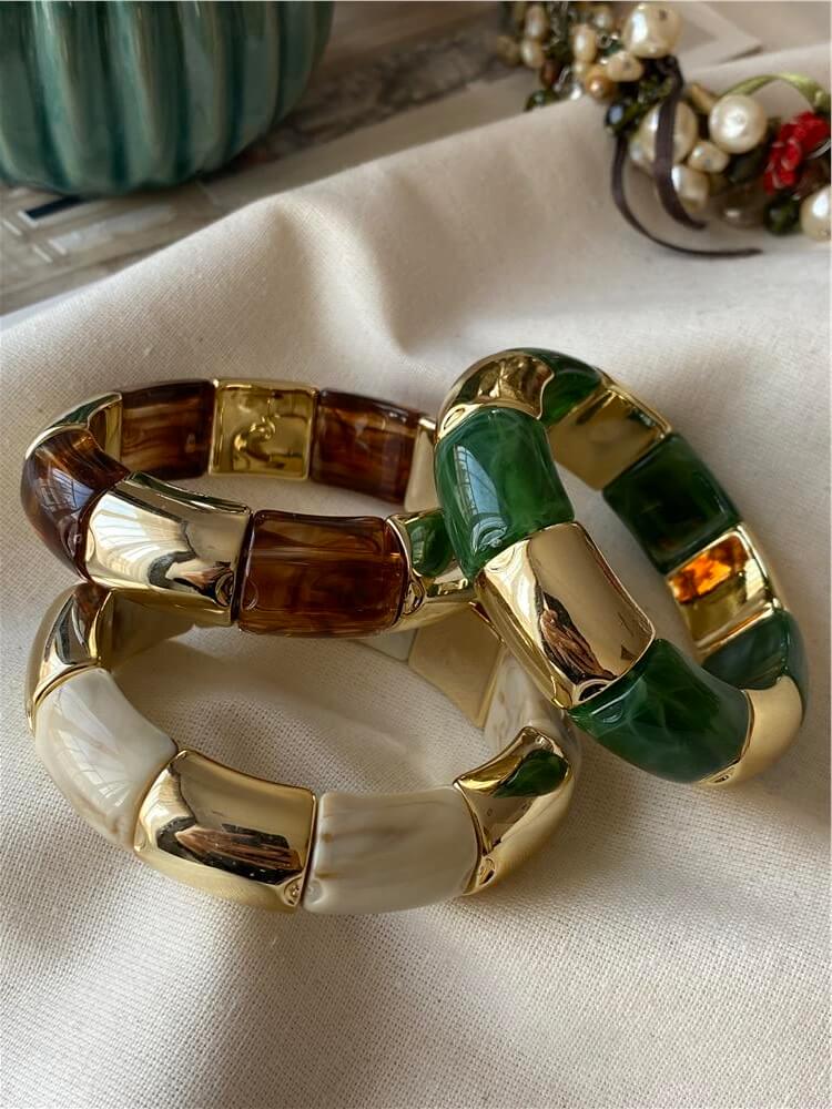 Geniş Gold Detaylı Esnek Bileklik