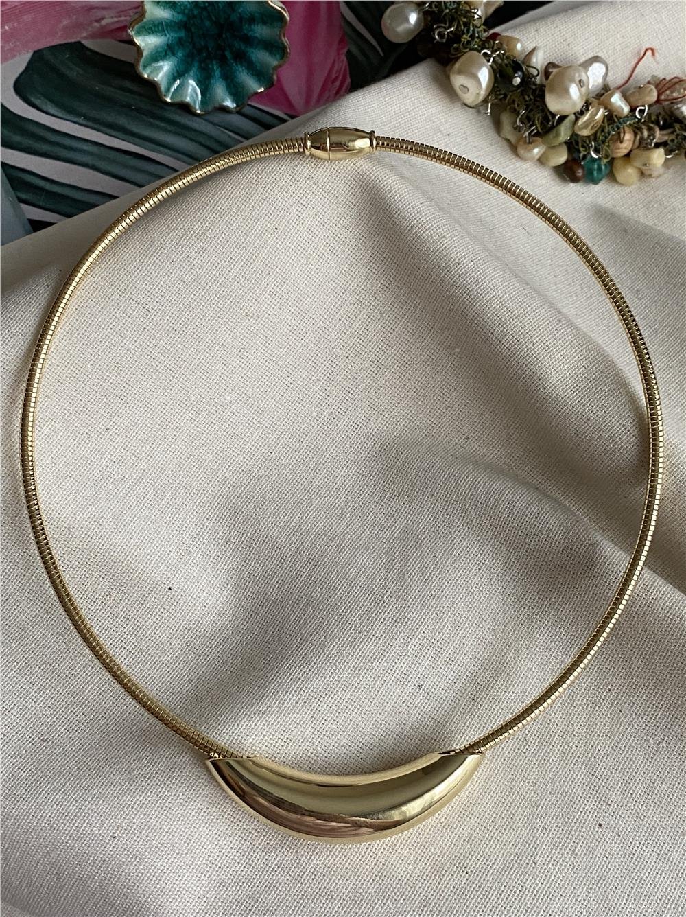 Gold Bombe Plakalı Choker Kolye