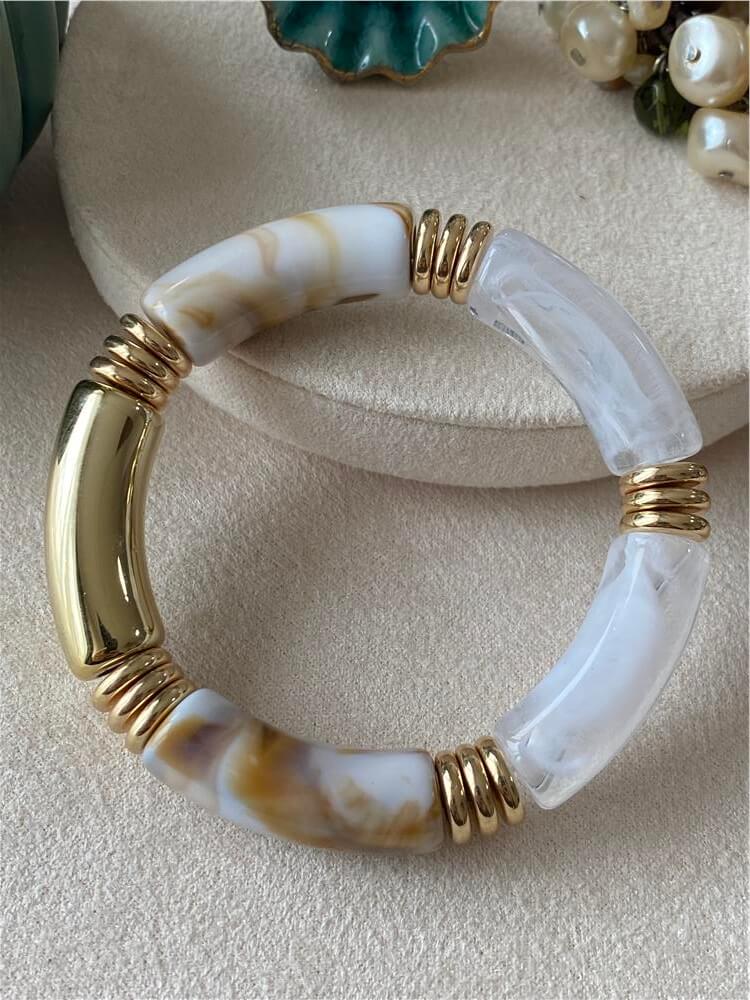 Gold Detaylı Beyaz Esnek Bileklik