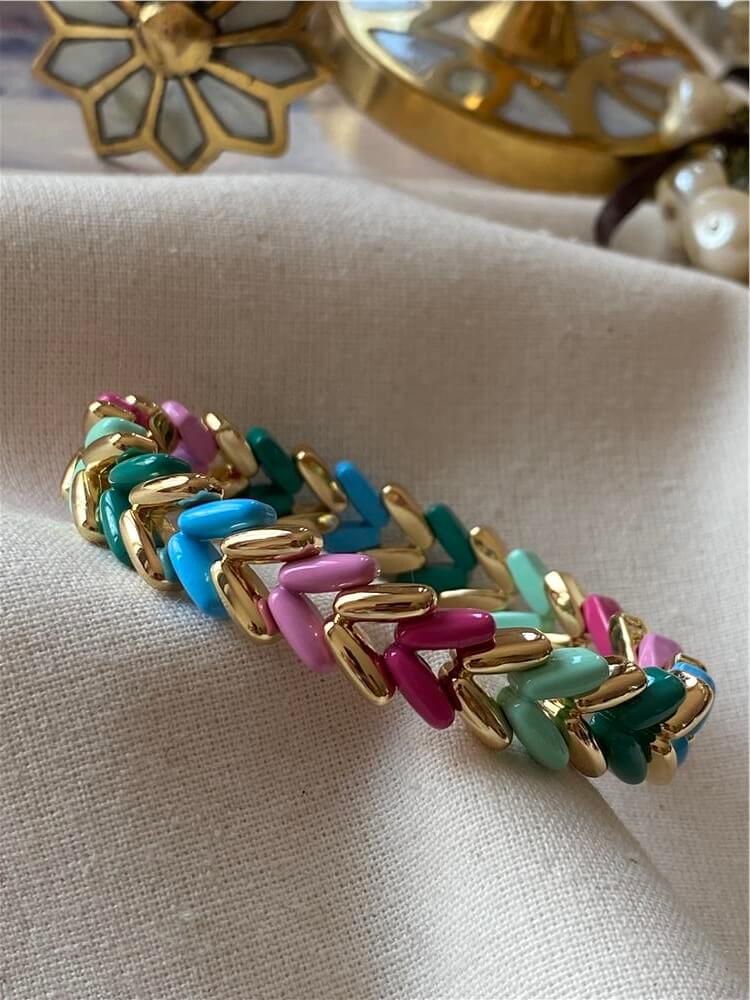 Gold Detaylı Karışık Renkli V Model Porselen Esnek Bileklik