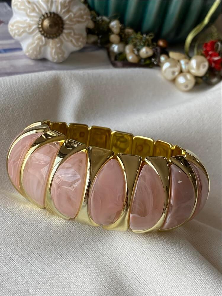 Gold Detaylı Pembe Geniş Esnek Bileklik