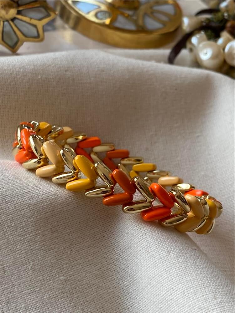 Gold Detaylı Turuncu V Model Porselen Esnek Bileklik