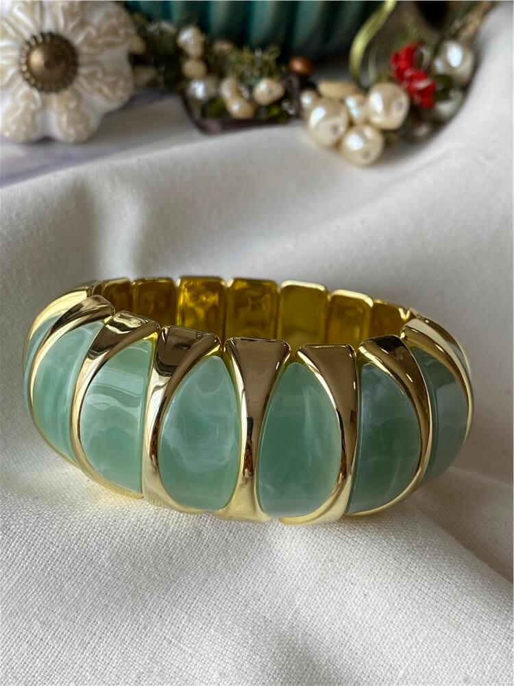 Gold Detaylı Yeşil Geniş Esnek Bileklik