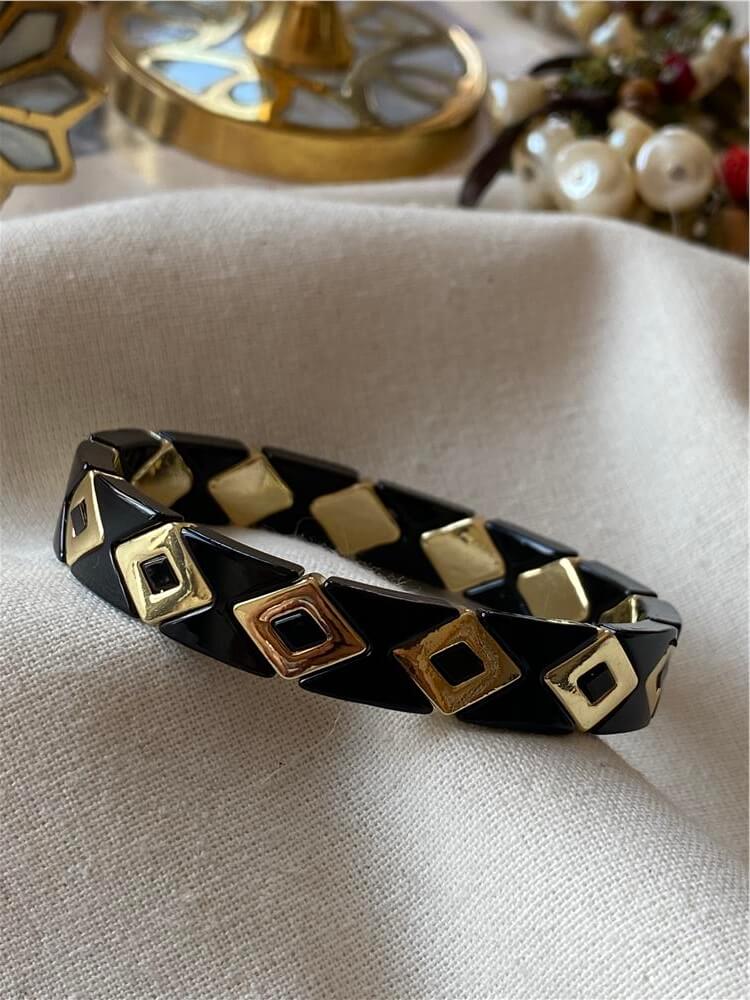 Gold Karo Desenli Siyah Porselen Bileklik