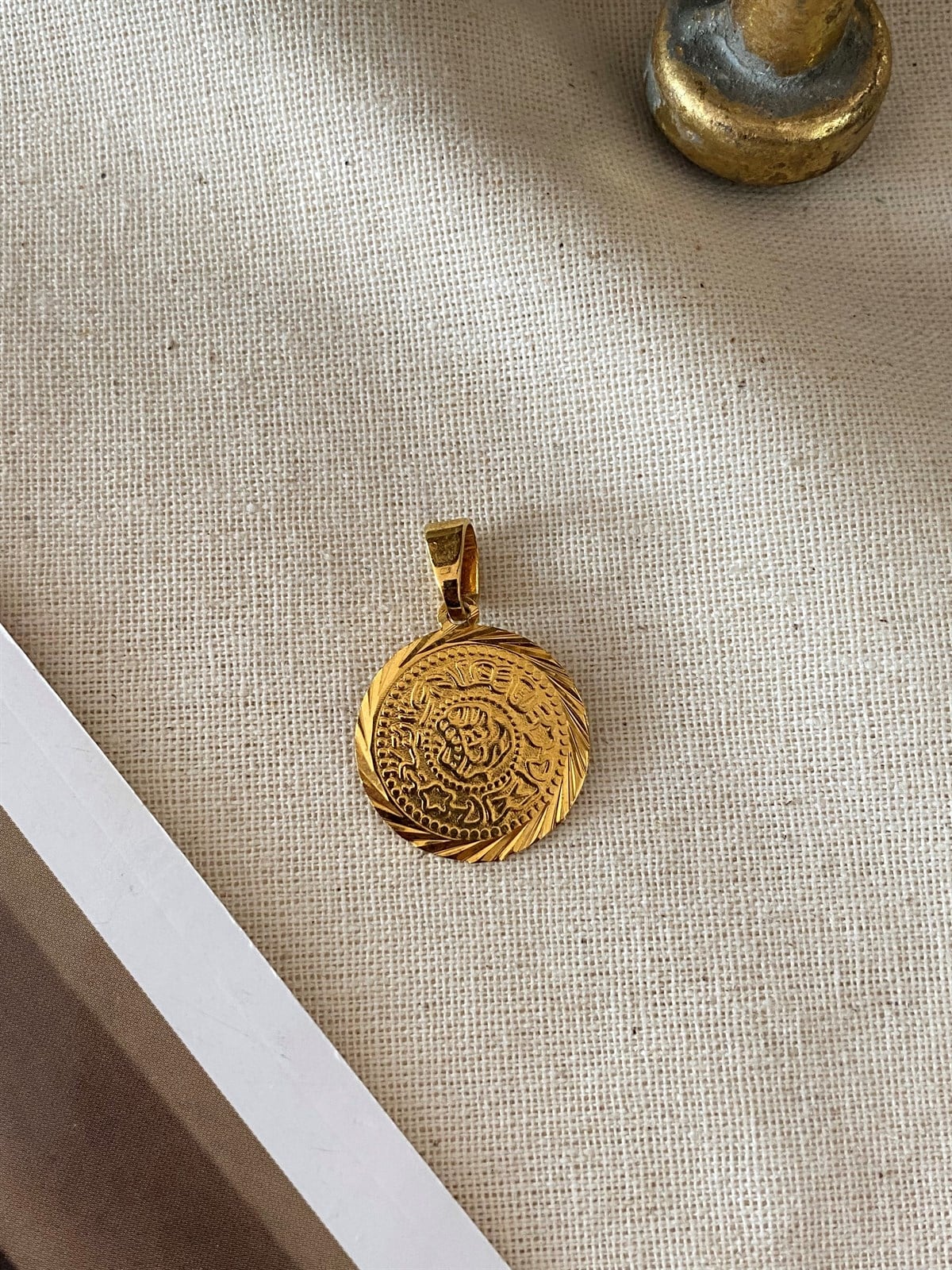 Gold Kolye Ucu