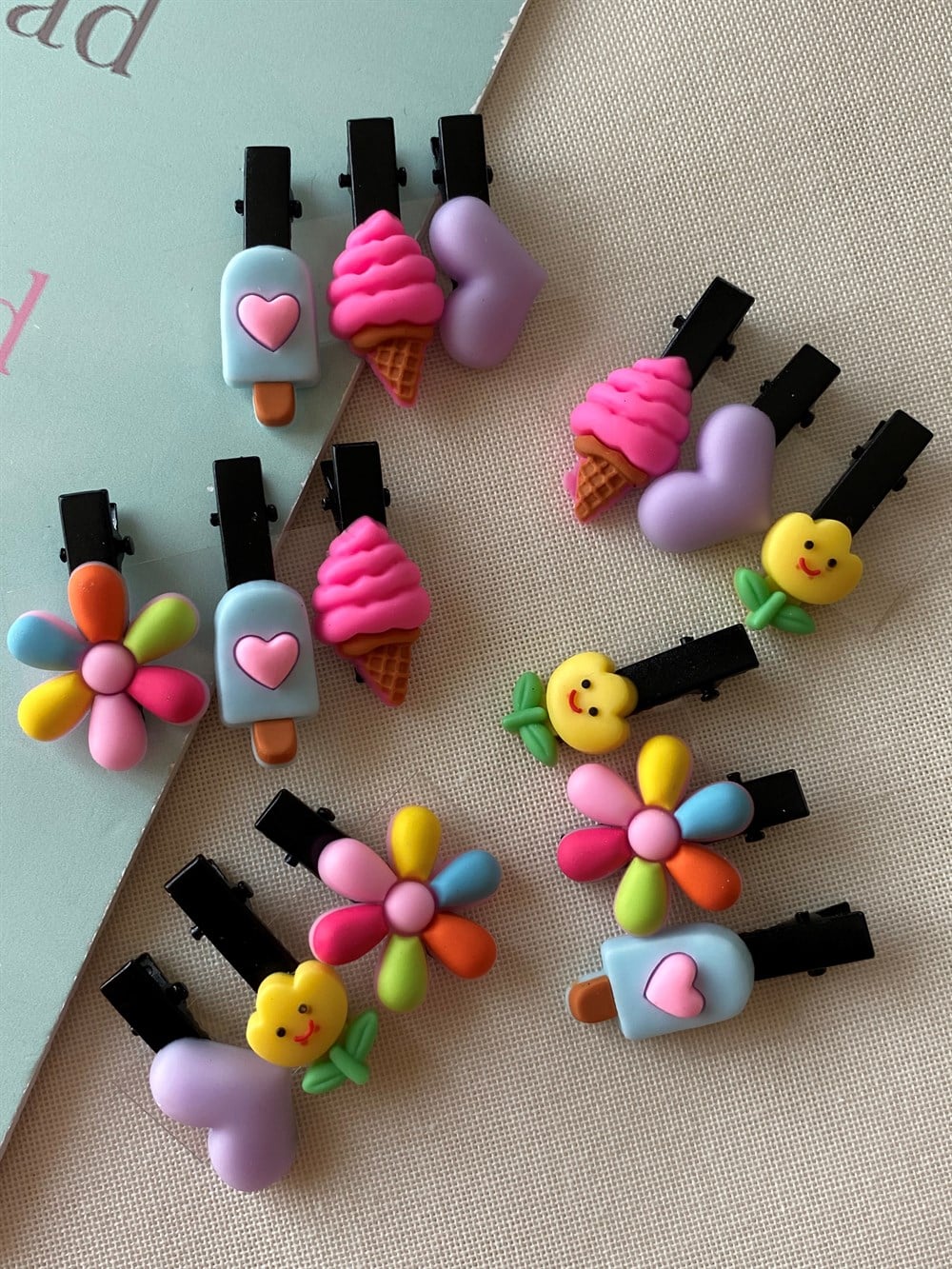 İmoji Lastik Toka