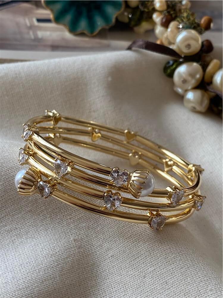 İnci Detaylı Kalp Taşlı Sarmal Bileklik