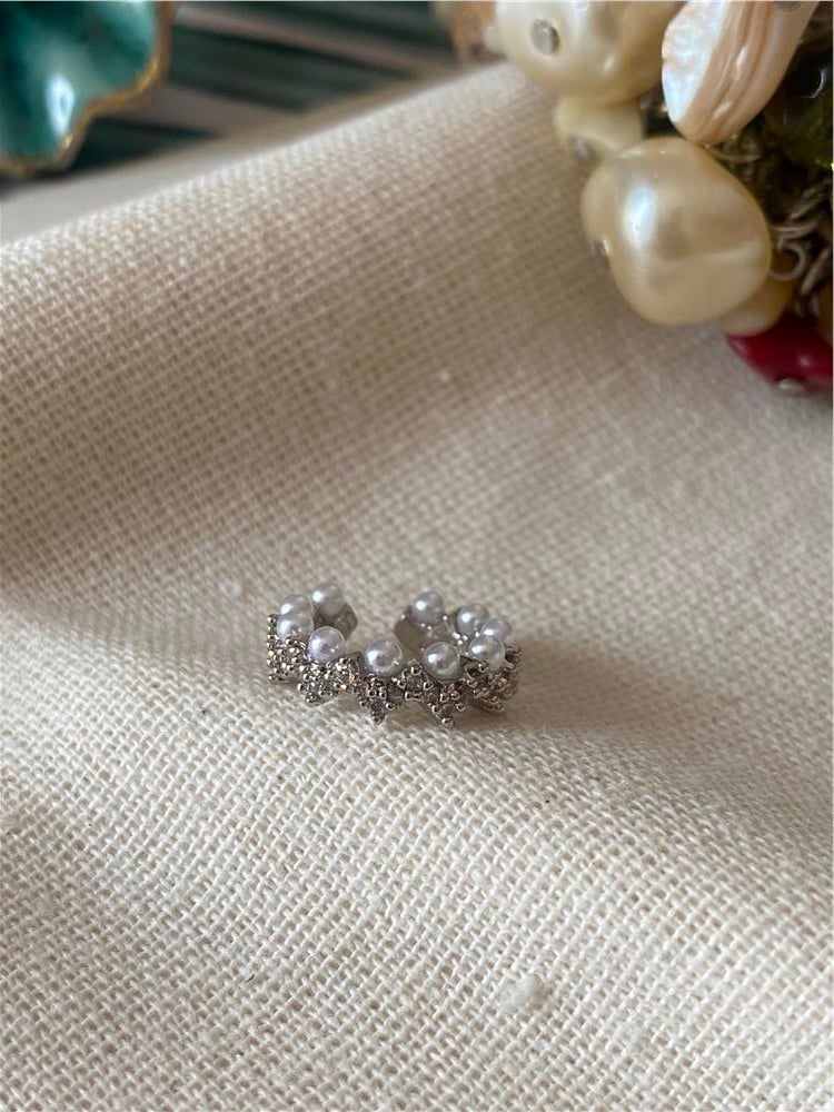 İncili Taç Silver Kıkırdak Küpe
