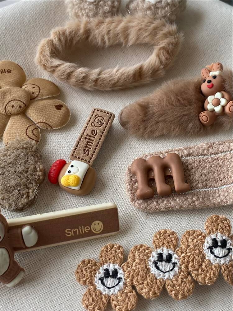 Kahverengi Peluş Smile Toka Seti