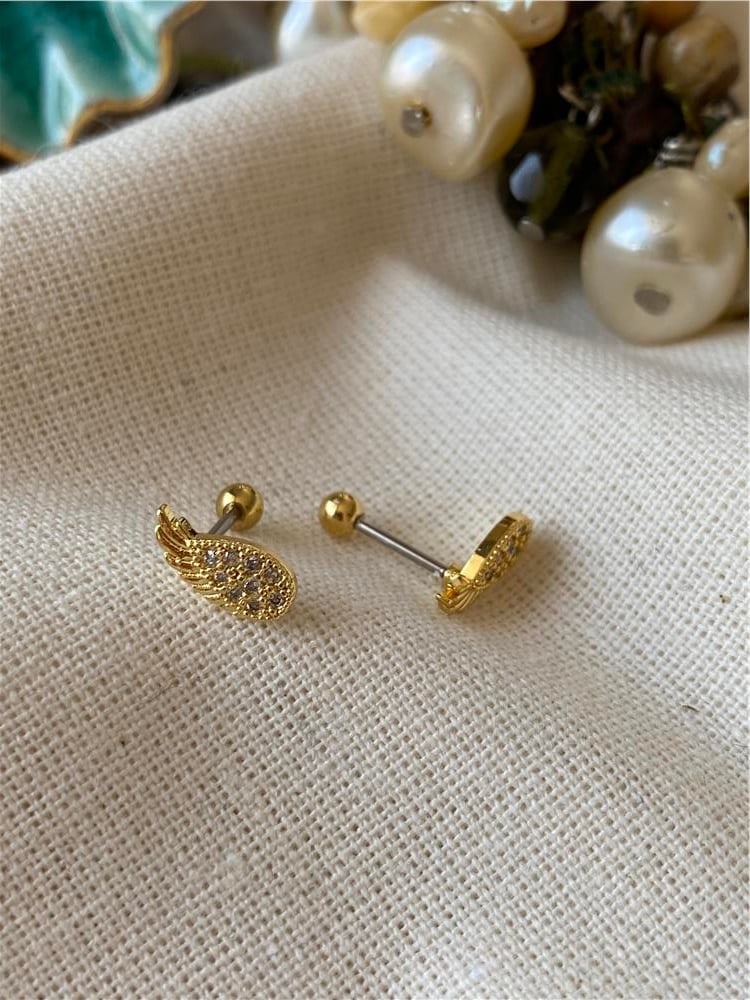 Kanat Piercing