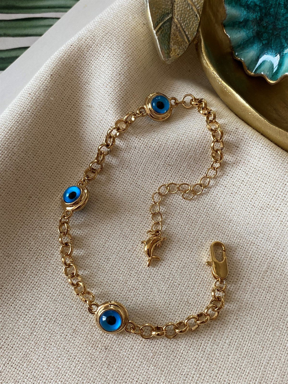 Klasik Göz Bileklik
