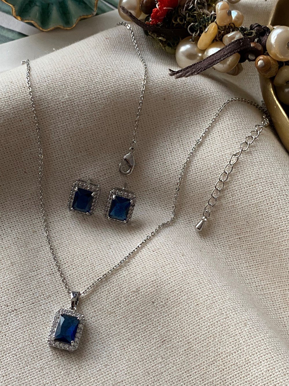 Navy Kare Kolye Set