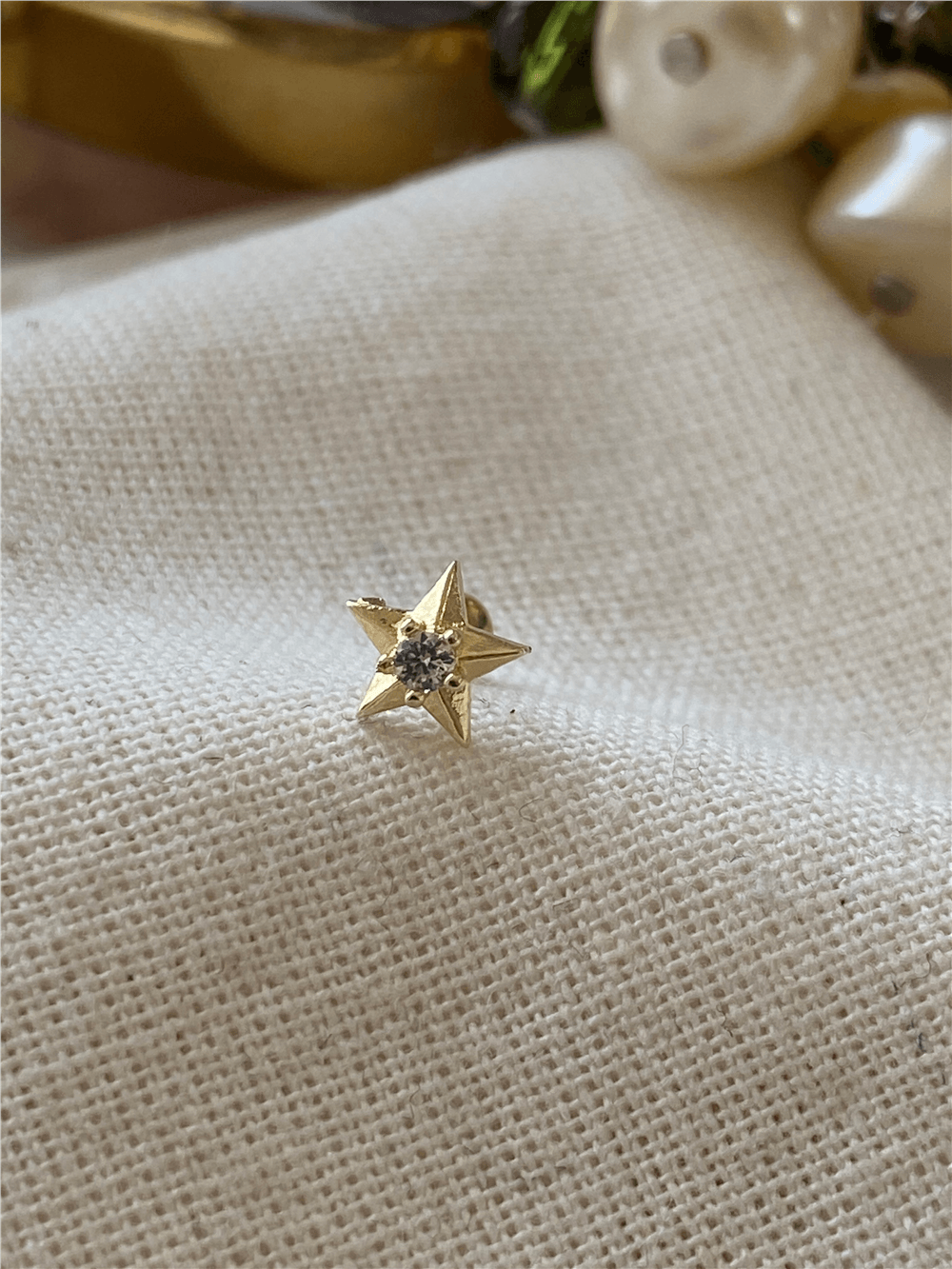 Ortası Taşlı Yıldız Piercing