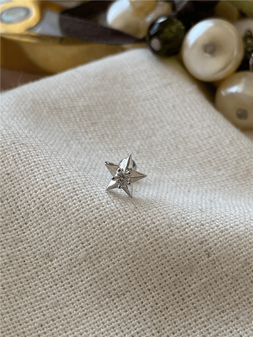 Ortası Taşlı Yıldız Piercing