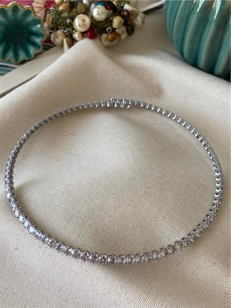 Oval Taşlı Choker Kolye 