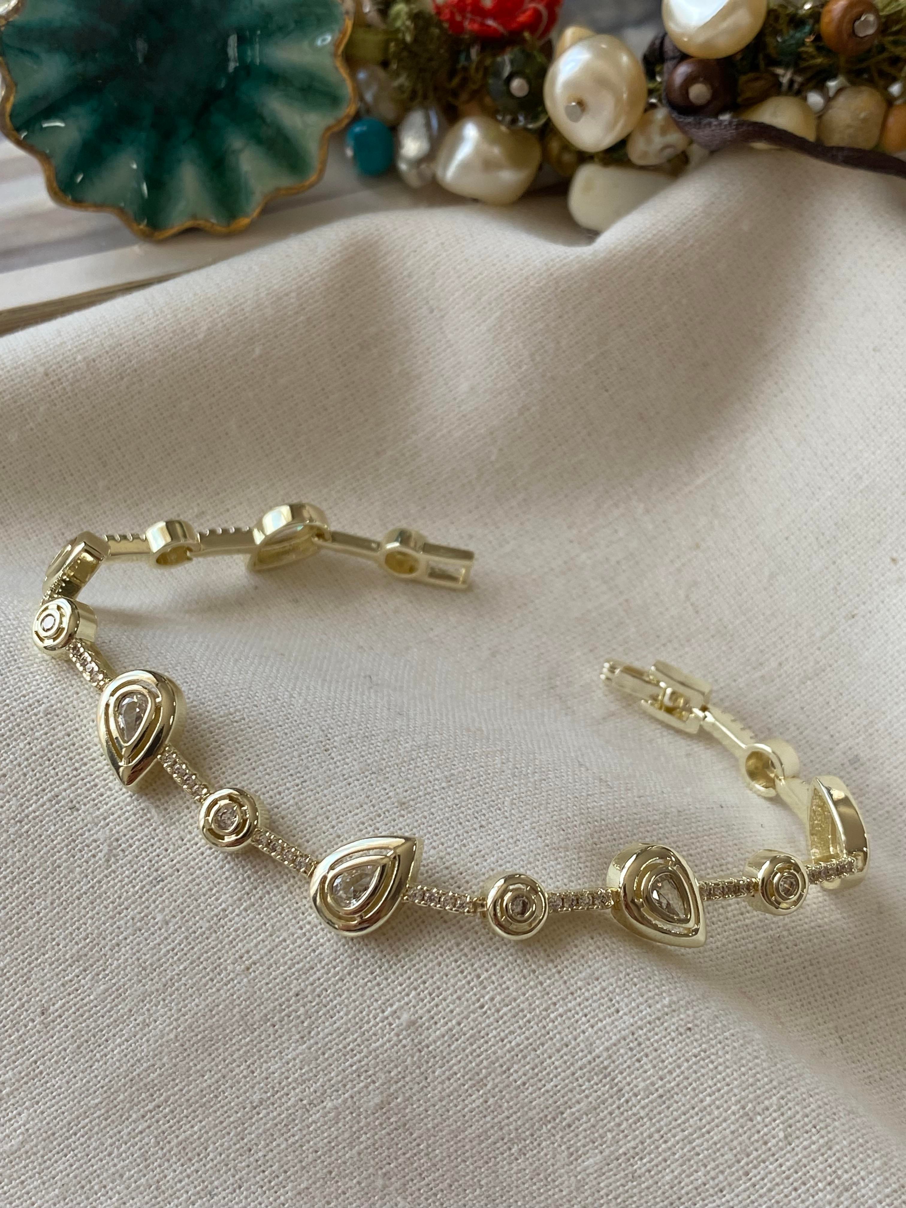 Özel Seri 14K Beyaz Taşlı Bileklik