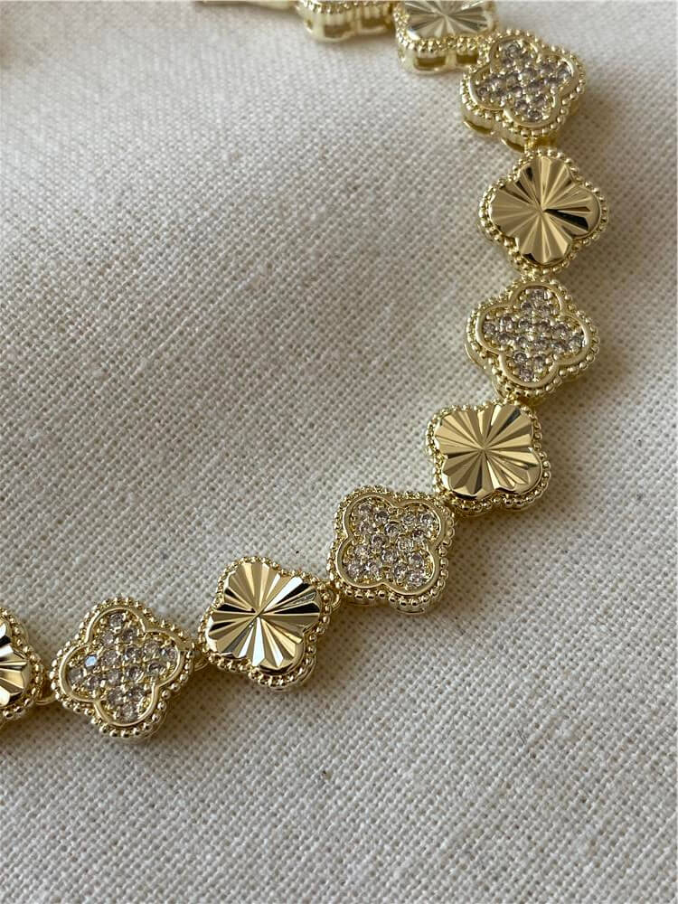 Özel Seri 14K Taşlı Cleef Bileklik