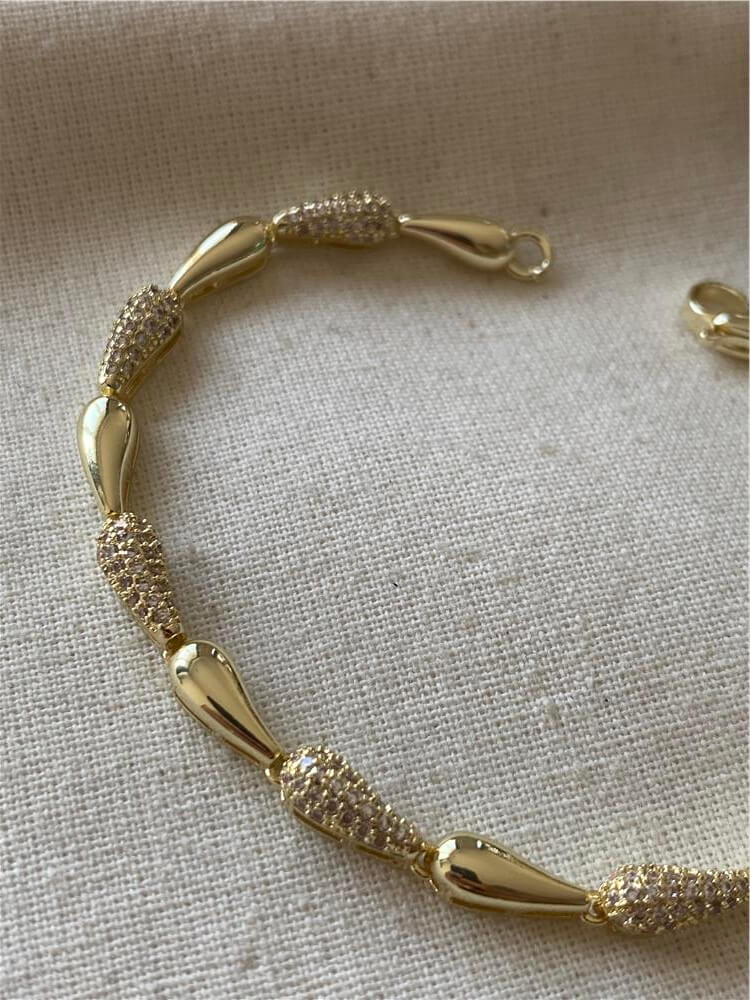 Özel Seri 14K Taşlı Damla Model Bileklik