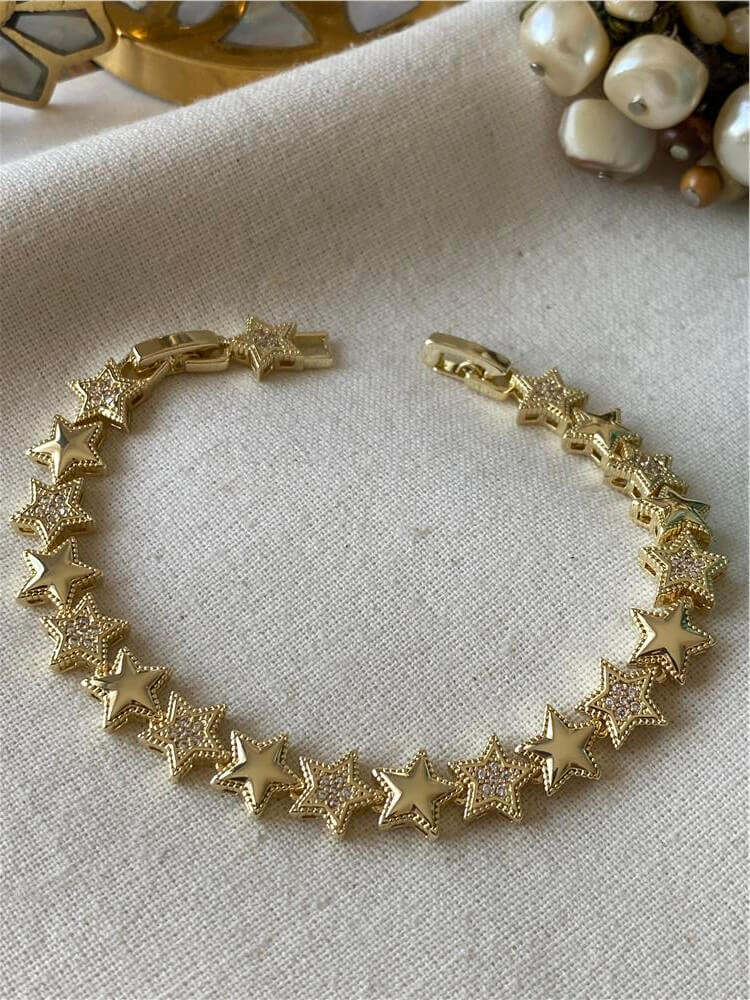 Özel Seri 14K Taşlı Sıralı Yıldızlar Bileklik