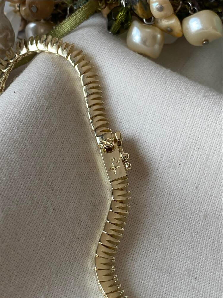 Özel Seri 14K Taşlı Tasarım Kolye
