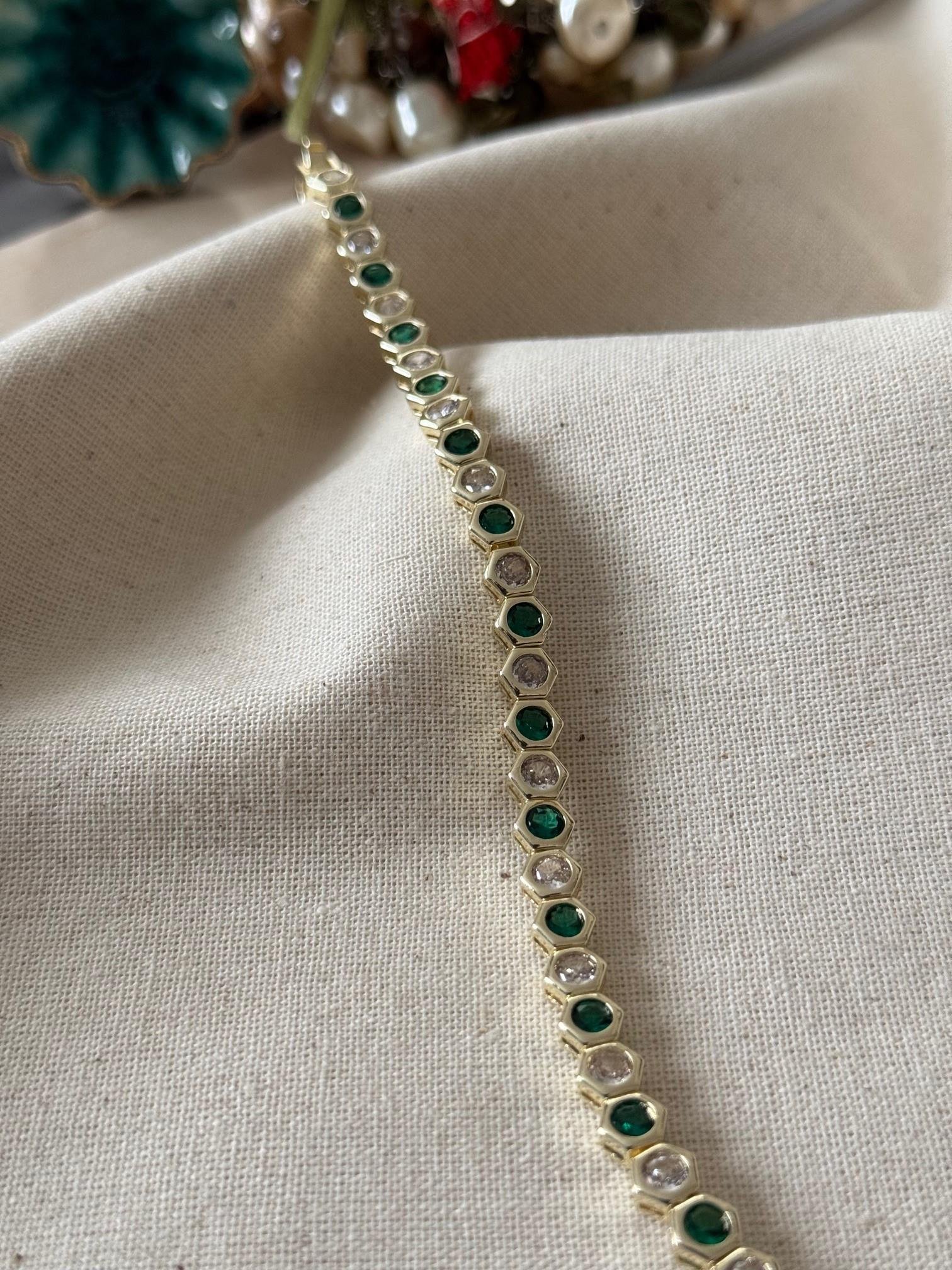 Özel Seri 14K Yeşil Petek Bileklik