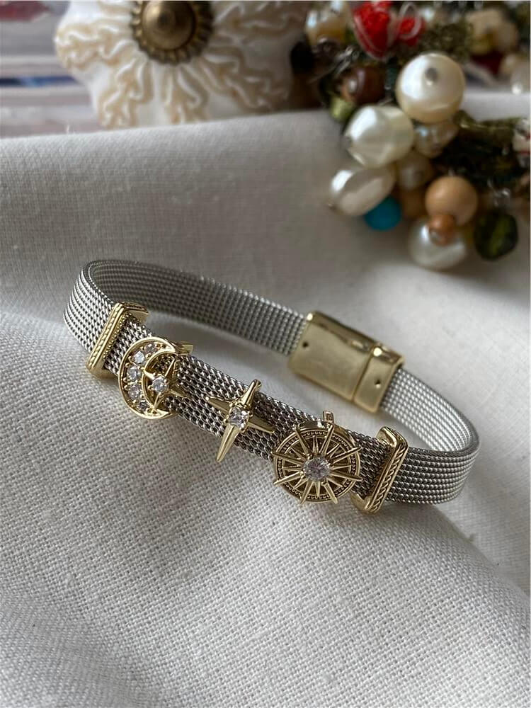 Özel Seri Ay ve Yıldız Charmlı Mıknatıslı Bileklik