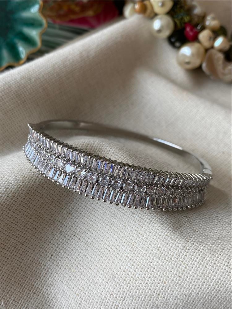 Özel Seri Darin Kelepçe