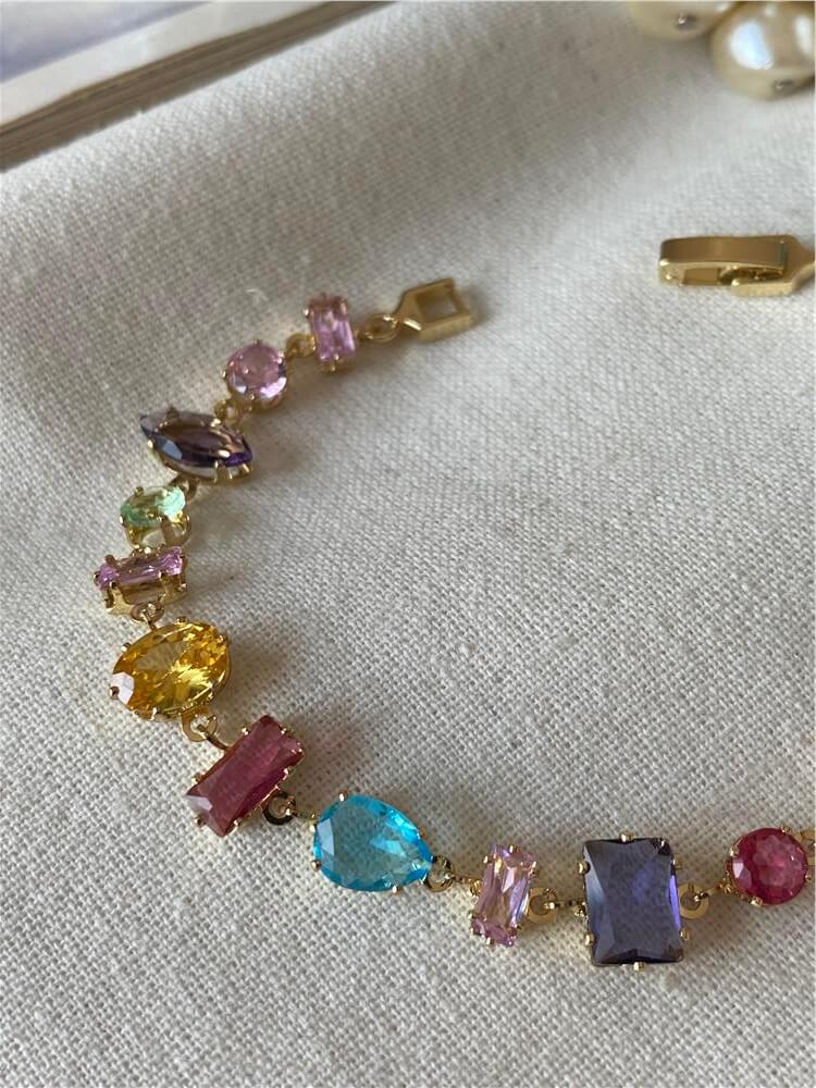 Özel Seri Gold Detaylı Renkli Taşlar Bileklik