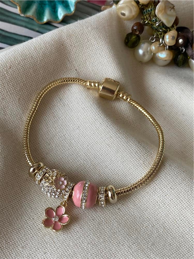 Özel Seri Taşlı Pembe Çiçek Charm Bileklik