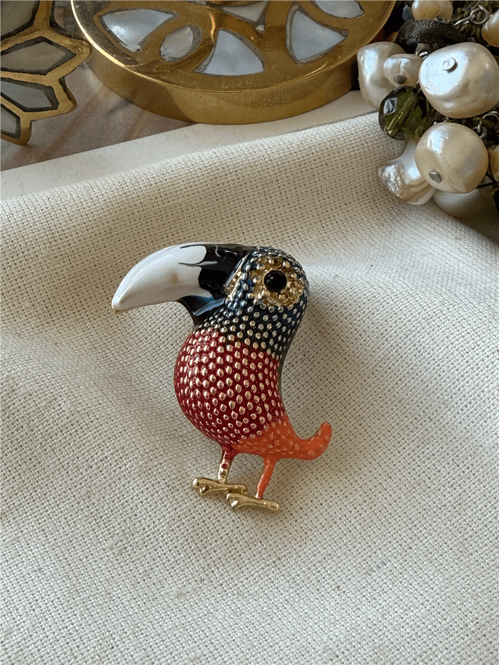 Parrot Broş