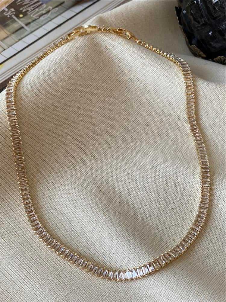 Paylı Baget Suyolu Kolye