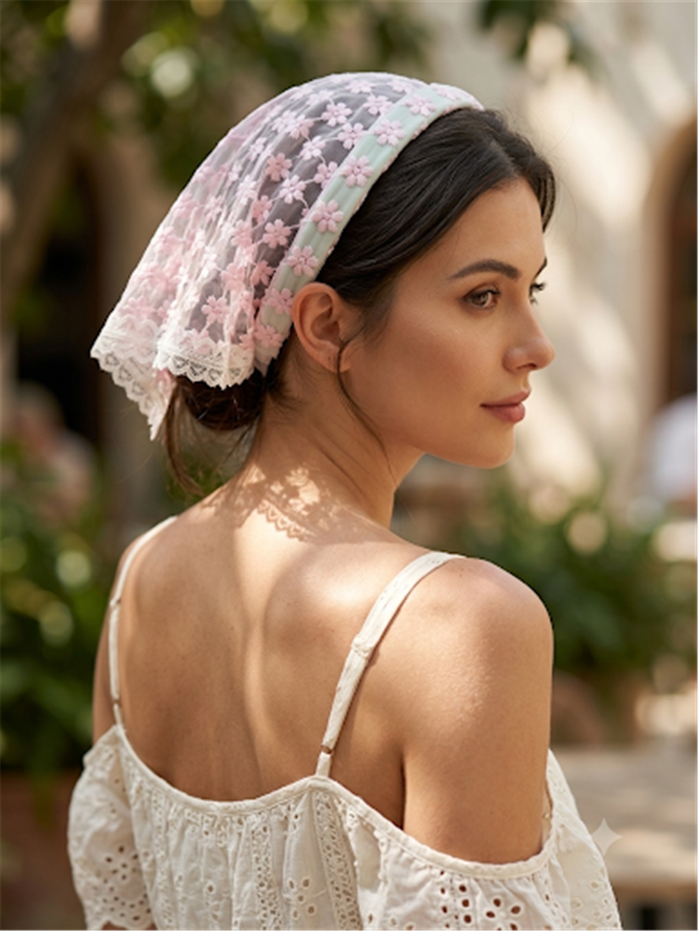 Pembe Çiçekli Bandana Model Taç