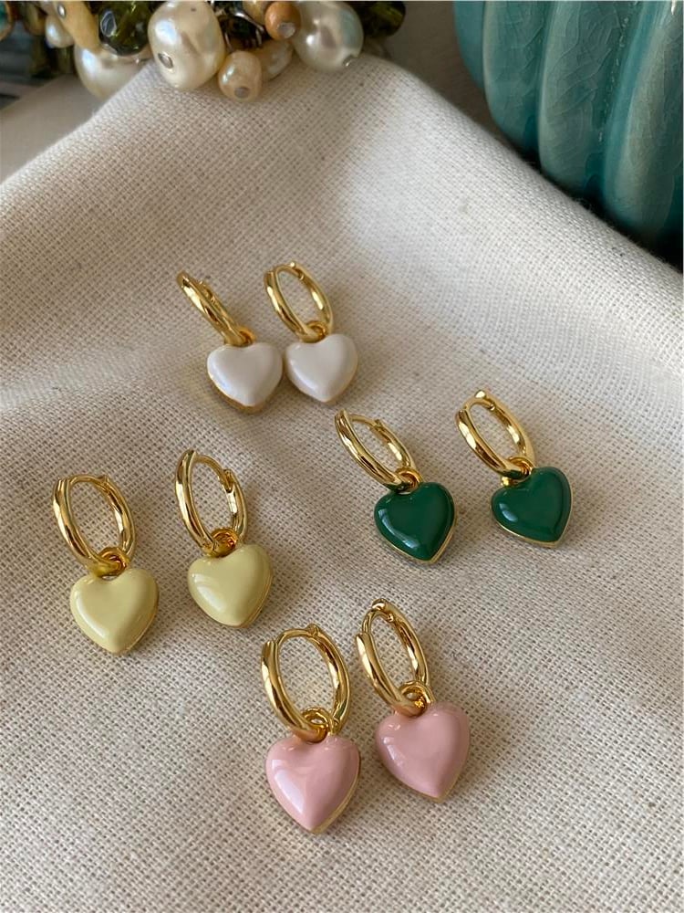 Sallantılı Mini Kalp Küpe