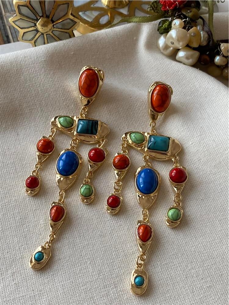 Sallantılı Renkli Taşlar Küpe