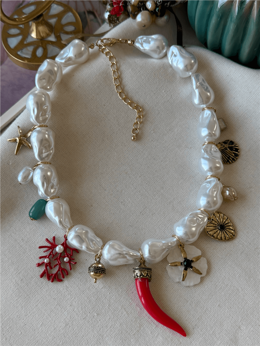 Sedefli Mix Charmlı Cornicello Kolye