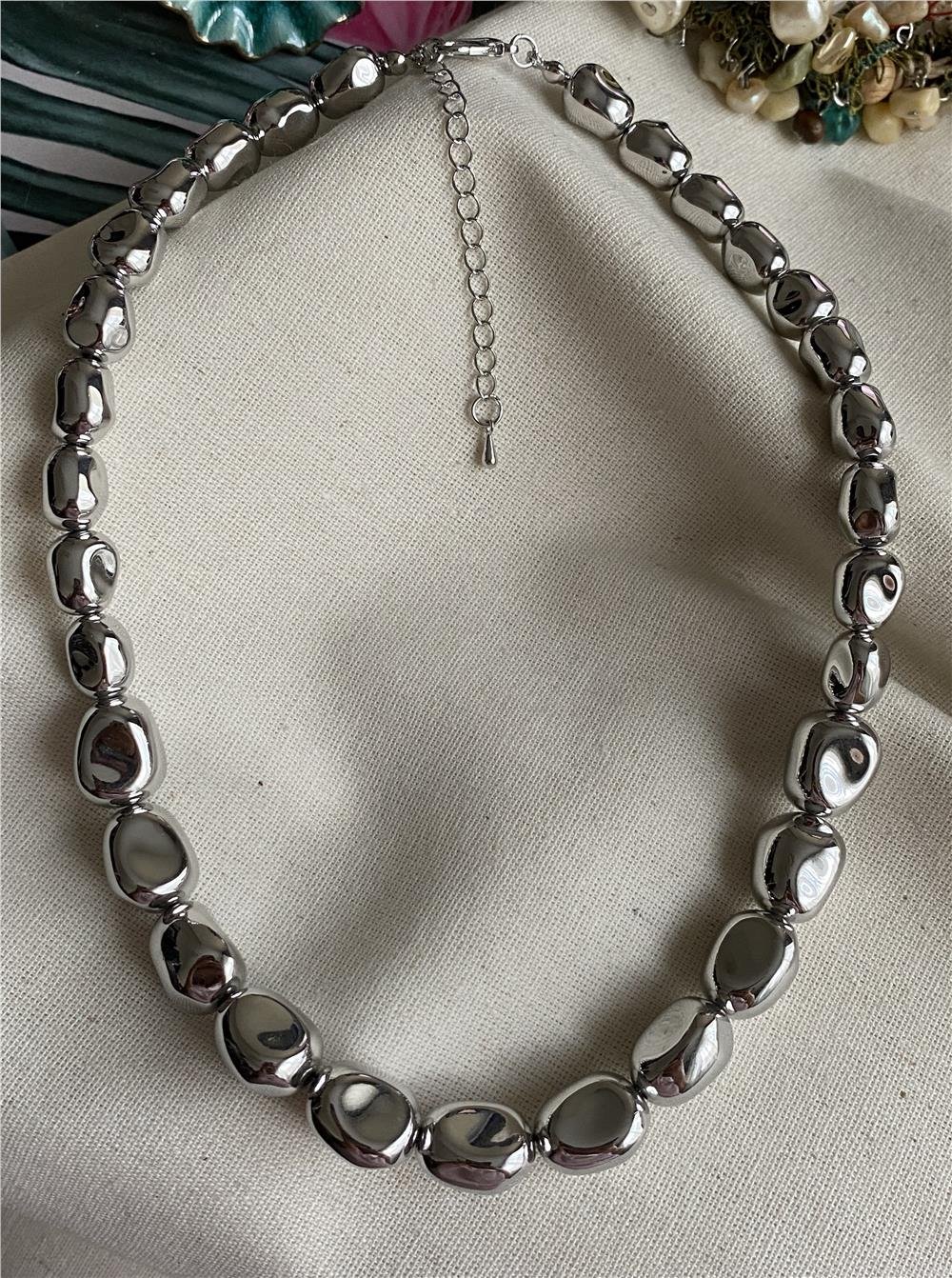 Silver Amorphous Kolye