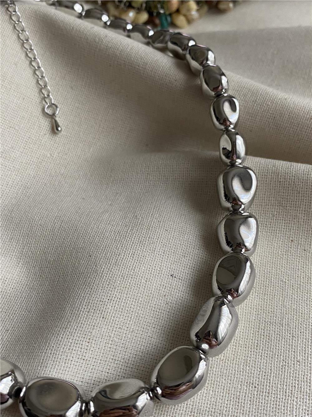 Silver Amorphous Kolye