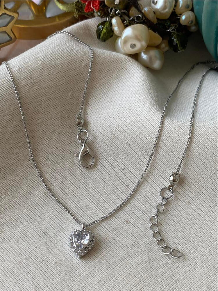 Silver Taşlı Kalp Charmlı Kolye