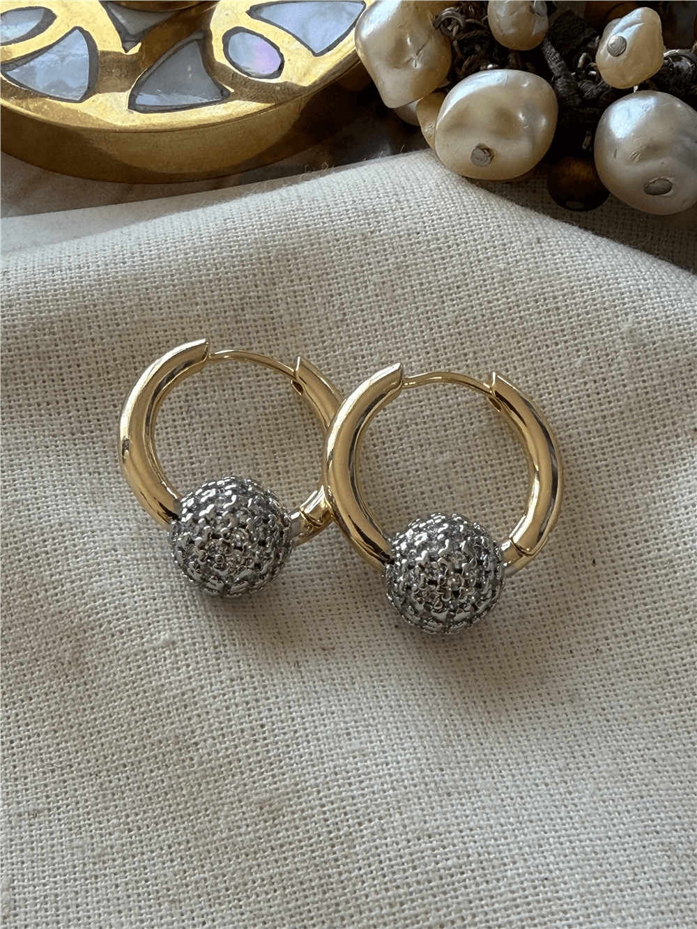Silver Topçuklu Mini Halka Küpe