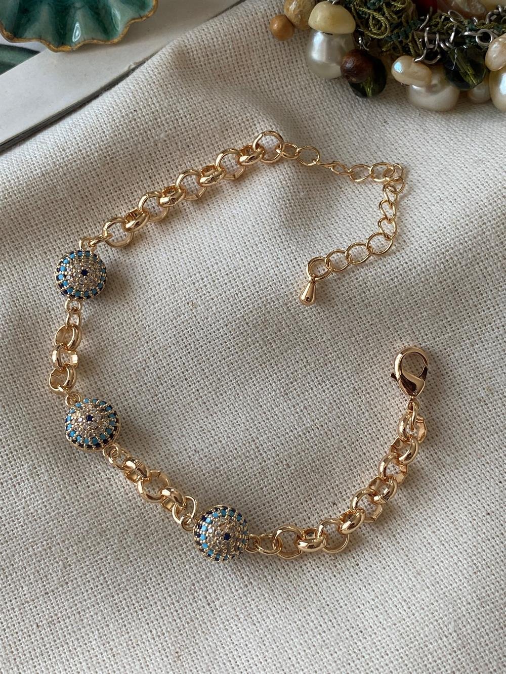 Taş Detaylı Nazarlı Bileklik