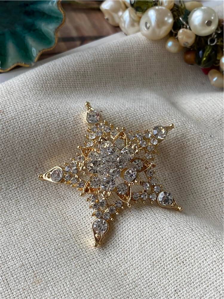 Taşlı Gold Star Broş