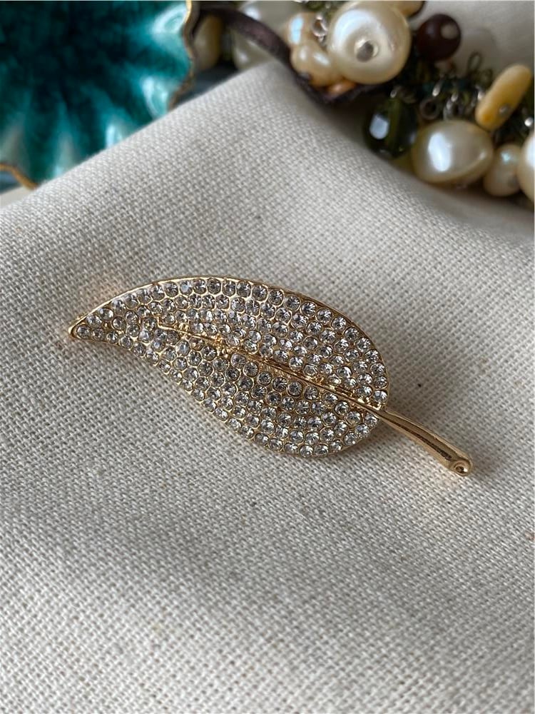 Taşlı Gold Yaprak Broş