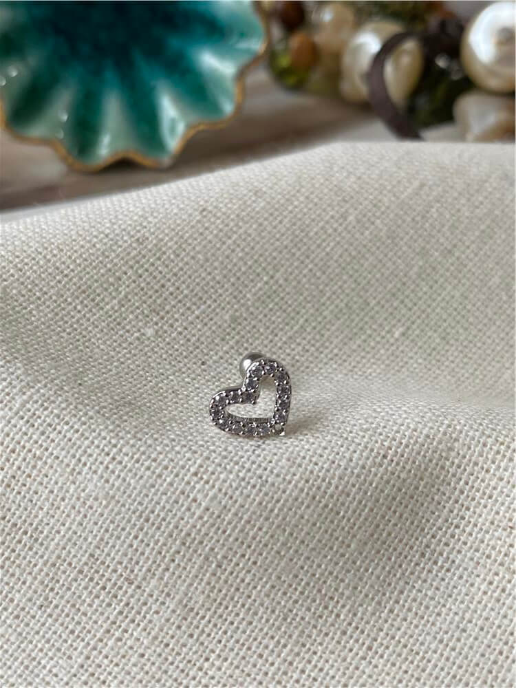 Taşlı Kalp Piercing