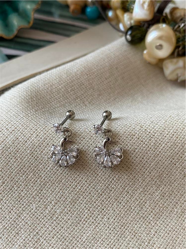 Taşlı Kuğu Piercing