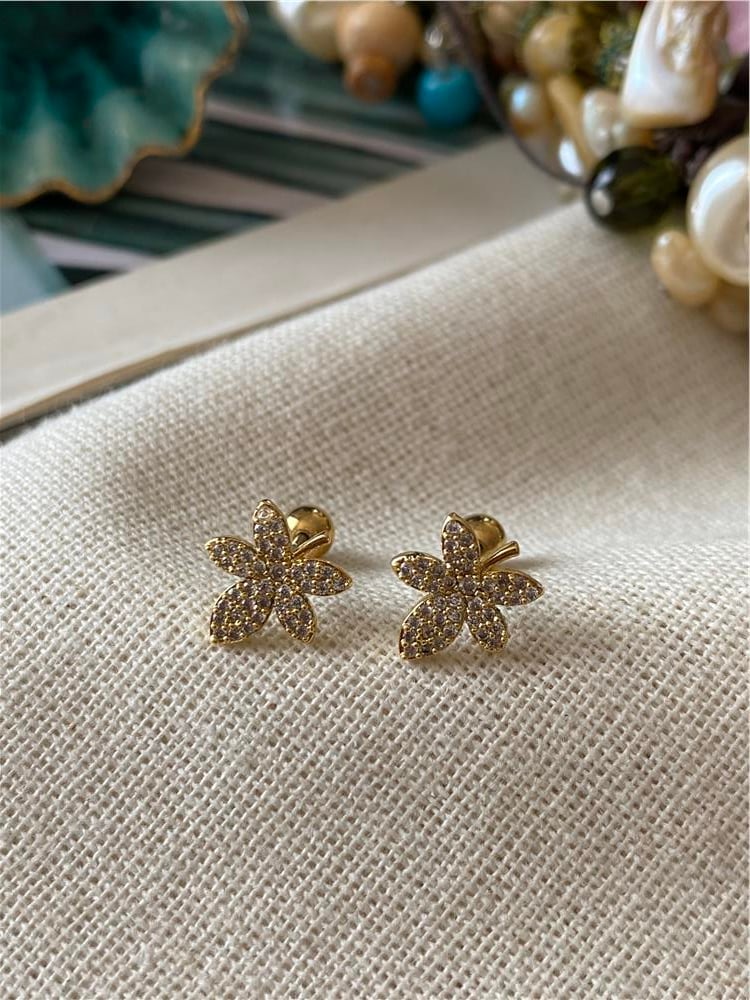 Taşlı Leaf Piercing